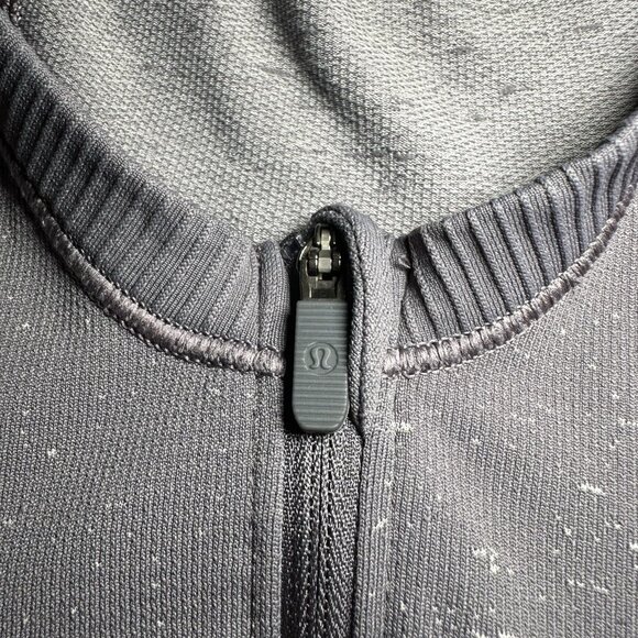 Lululemon Swiftly Tech Hooded 1/2 Zip Long Sleeve Size 10 Nebula Grey White Read - Picture 5 of 14
